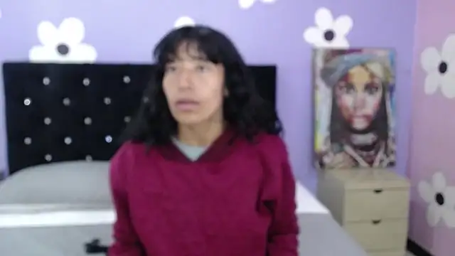 Snapshot of karolinee_66_ chatting on February 4, 3:56 am karolinee 66 online show from February 4, 3:56 am