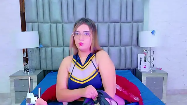 ZoehRoux online show from November 13, 4:11 am