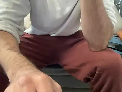 4small4inchlol online show from November 17, 10:32 am