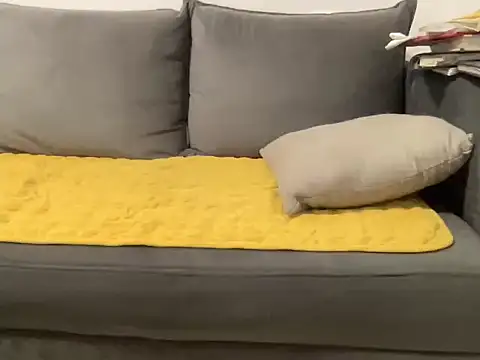 Snapshot of 4small4inchlol chatting on January 10, 12:23 am 4small4inchlol online show from January 10, 12:23 am