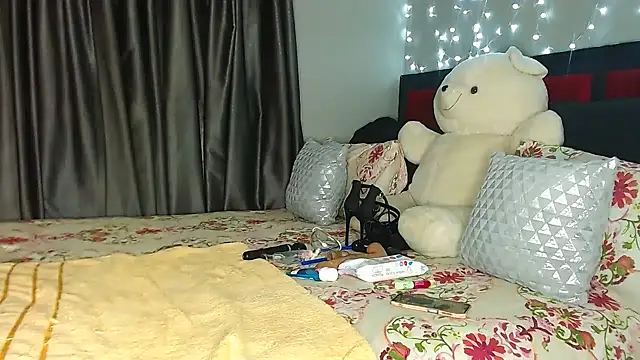 MissBigNipples online show from January 19, 11:12 am