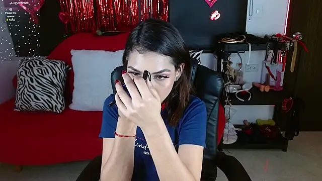 Carolaine69  online show from February 21, 2:16 pm