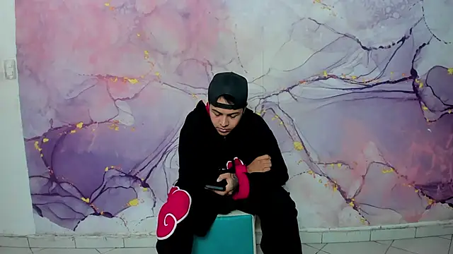 Snapshot of Sweet_nikki_2 chatting on January 17, 12:31 am Sweet nikki 2 online show from January 17, 12:31 am