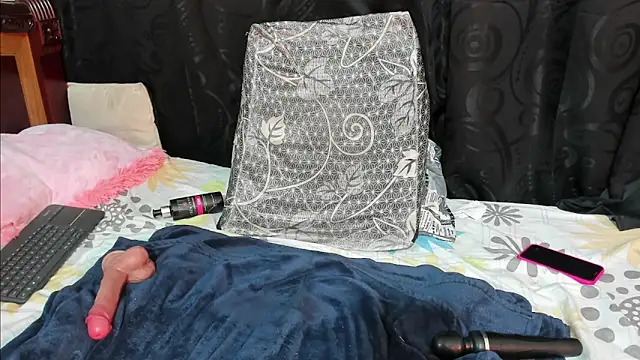 Snapshot of Rachel_Dubois chatting on January 3, 12:54 am Rachel Dubois online show from January 3, 12:54 am