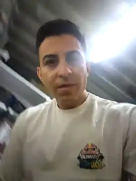 Snapshot of Ghostman89 chatting on December 29, 5:54 pm Ghostman89 online show from December 29, 5:54 pm