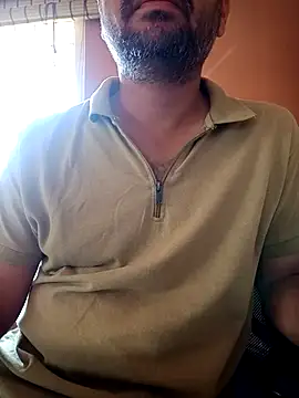 Snapshot of daddy_indian chatting on February 20, 10:05 am daddy indian online show from February 20, 10:05 am