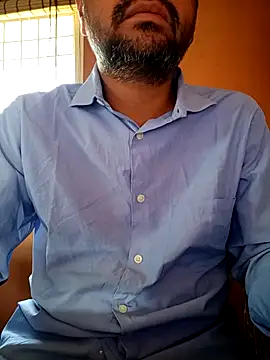 Snapshot of daddy_indian chatting on February 21, 5:02 am daddy indian online show from February 21, 5:02 am