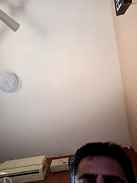 Snapshot of daddy_indian chatting on March 8, 4:34 am daddy indian online show from March 8, 4:34 am