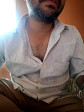 Snapshot of daddy_indian chatting on March 13, 9:43 am daddy indian online show from March 13, 9:43 am