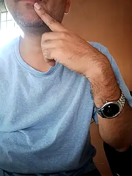 Snapshot of daddy_indian chatting on October 7, 7:16 am daddy indian online show from October 7, 7:16 am