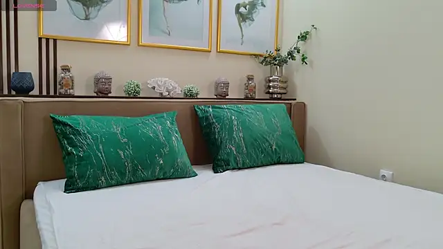 Snapshot of JESSYKA chatting on February 10, 8:09 am JESSYKA online show from February 10, 8:09 am