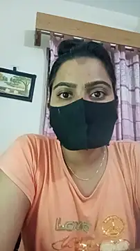 Snapshot of Amisha-2 chatting on July 10, 5:26 pm Amisha-2 online show from July 10, 5:26 pm
