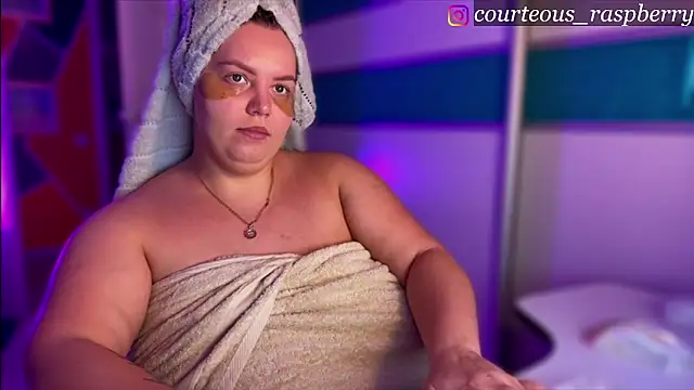 courteous raspberrry online show from November 28, 10:51 am