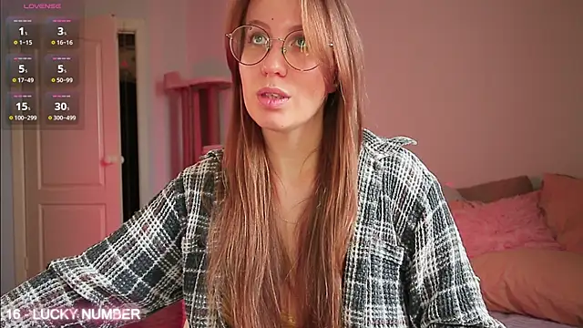 ms allison w online show from April 8, 8:58 am