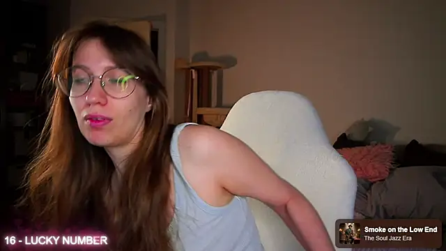 Snapshot of ms_allison_w chatting on June 1, 5:14 pm ms allison w online show from June 1, 5:14 pm