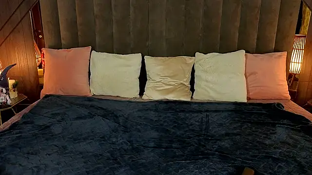 Daisy Delight online show from January 7, 11:18 pm