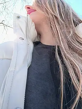 AvaShayy online show from February 23, 9:00 am