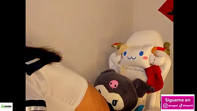 meganthompsonn22 online show from November 28, 7:38 pm