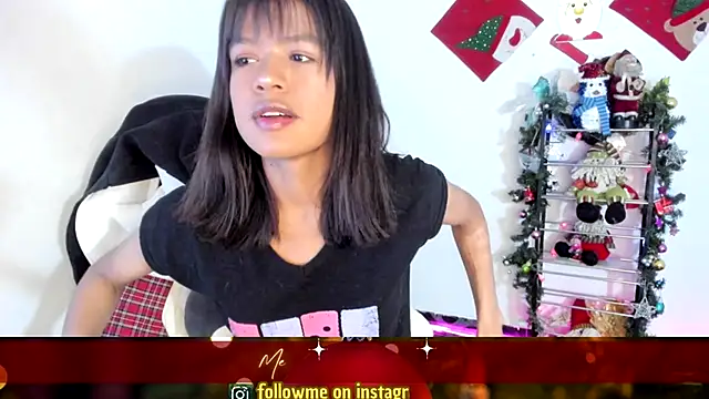 meganthompsonn22 online show from December 16, 1:54 am