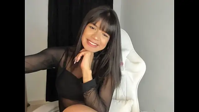 Snapshot of meganthompsonn22 chatting on June 25, 10:09 am meganthompsonn22 online show from June 25, 10:09 am