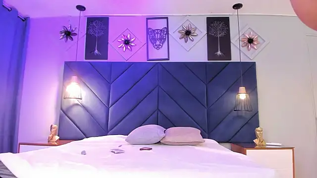 Snapshot of samyriverss chatting on October 19, 11:11 am samyriverss online show from October 19, 11:11 am