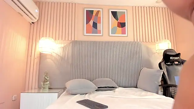 Snapshot of samyriverss chatting on November 21, 10:58 am samyriverss online show from November 21, 10:58 am