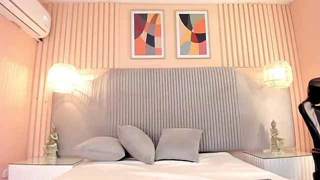 Snapshot of samyriverss chatting on November 26, 11:00 am samyriverss online show from November 26, 11:00 am