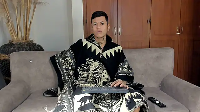 jamesinked  online show from December 15, 5:39 pm