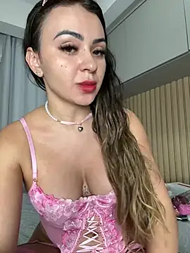 Snapshot of carol_amorim chatting on March 16, 12:17 am carol amorim online show from March 16, 12:17 am