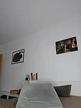 Snapshot of nickdtr chatting on October 7, 8:06 pm nickdtr online show from October 7, 8:06 pm