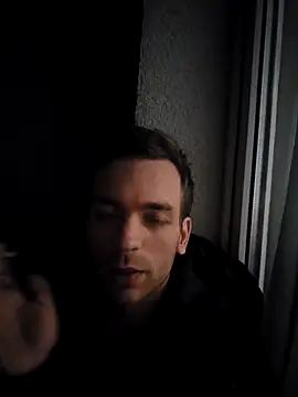 Snapshot of nickdtr chatting on October 25, 6:13 pm nickdtr online show from October 25, 6:13 pm