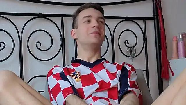 nickdtr online show from February 12, 3:29 pm