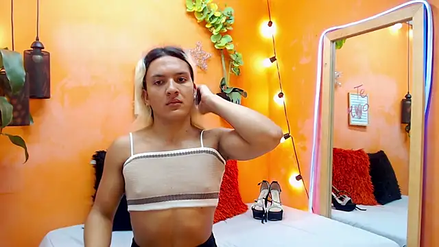 aslyhernandez 7 online show from December 16, 11:22 am