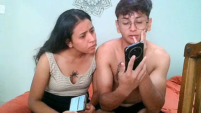 teendotados online show from January 10, 7:26 pm