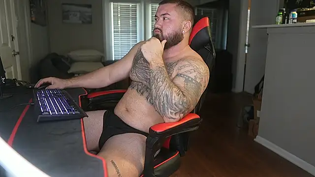 Snapshot of B_The_Creator_X chatting on March 12, 9:45 pm B The Creator X online show from March 12, 9:45 pm