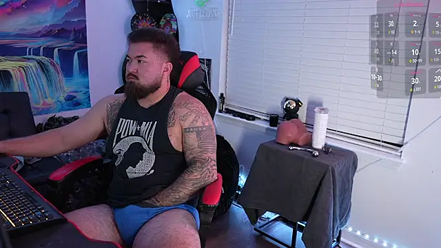 B The Creator X online show from February 17, 3:36 am