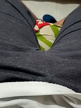 beautiful hands  online show from January 27, 6:09 pm