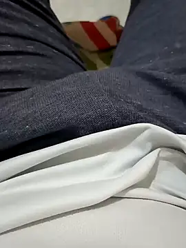 beautiful hands  online show from January 30, 4:24 pm