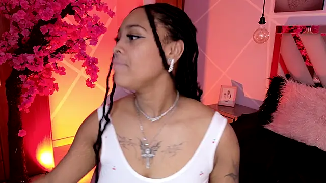 Elith noa online show from November 17, 7:30 pm