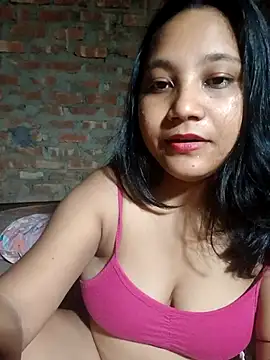 Snapshot of Cuterinki chatting on July 25, 8:39 pm Cuterinki online show from July 25, 8:39 pm