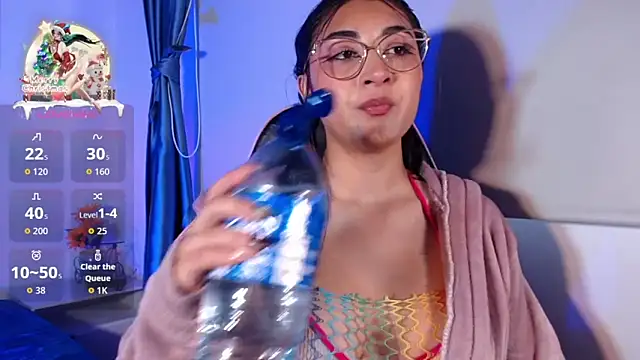 Snapshot of Mariannagp chatting on November 29, 10:13 pm Mariannagp online show from November 29, 10:13 pm