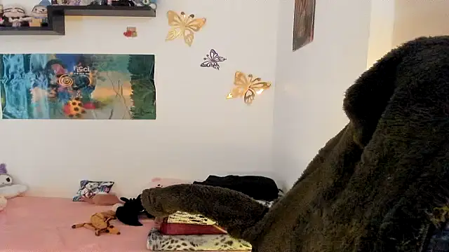 Shaddycute  online show from February 4, 12:16 am