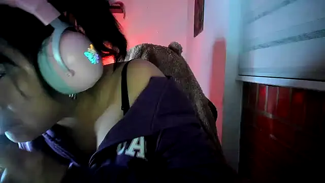 Shaddycute  online show from July 10, 3:00 am