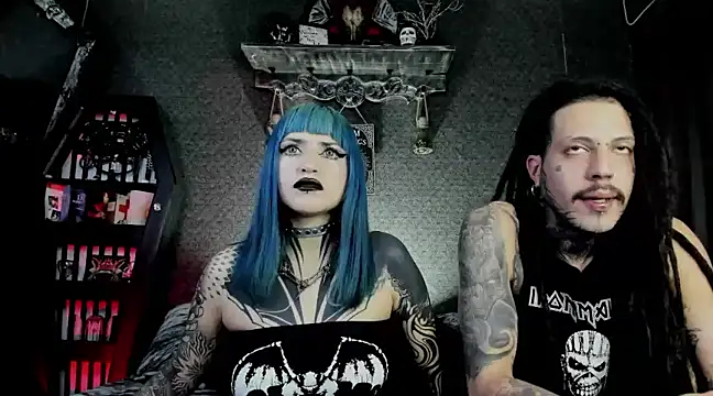 Snapshot of DimmuandDarkness chatting on January 28, 2:53 am DimmuandDarkness online show from January 28, 2:53 am