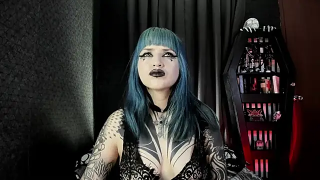Snapshot of DimmuandDarkness chatting on February 15, 12:11 pm DimmuandDarkness online show from February 15, 12:11 pm