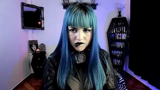 Snapshot of DimmuandDarkness chatting on October 8, 8:56 am DimmuandDarkness online show from October 8, 8:56 am