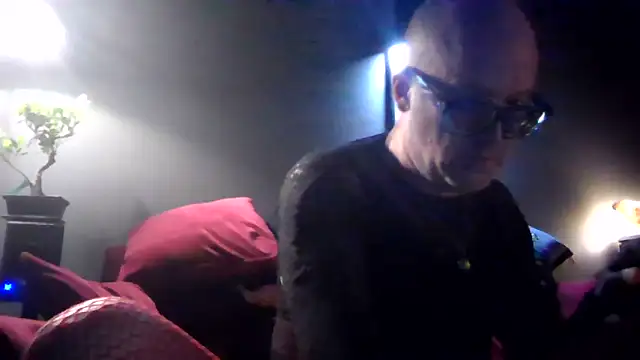 Snapshot of biffboff123 chatting on May 24, 2:38 am biffboff123 online show from May 24, 2:38 am