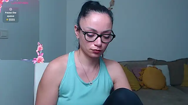 BabySerene online show from February 6, 7:45 am