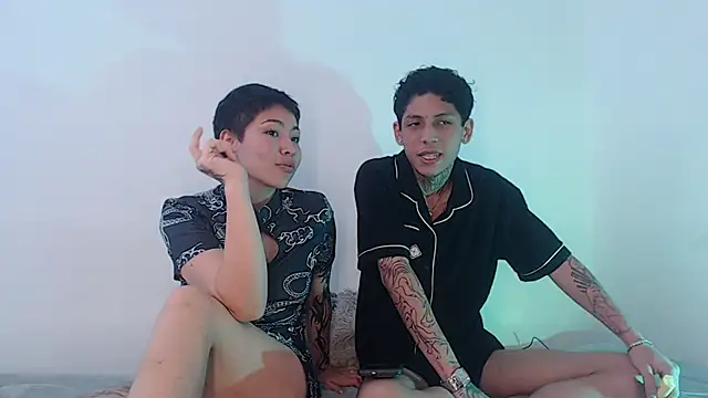 Sebas And Mila online show from September 17, 4:30 pm