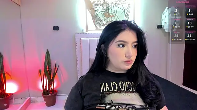 Snapshot of _nina_sweet chatting on October 4, 12:03 pm nina sweet online show from October 4, 12:03 pm